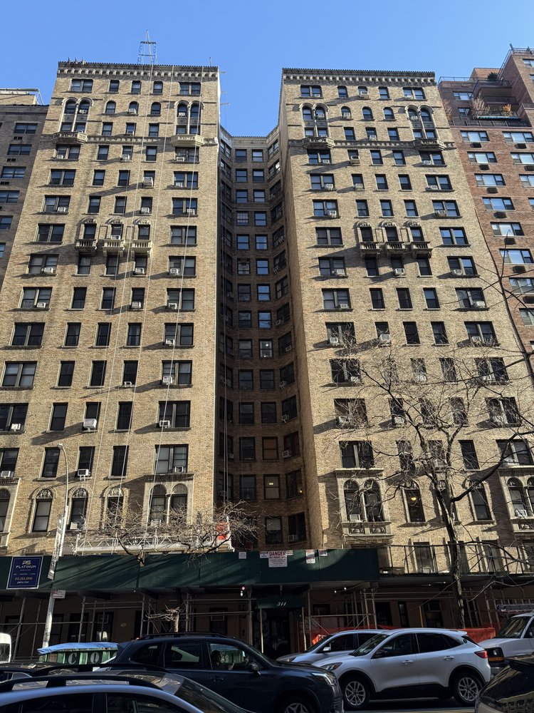 311 EAST 72ND STREET NEW YORK, NY